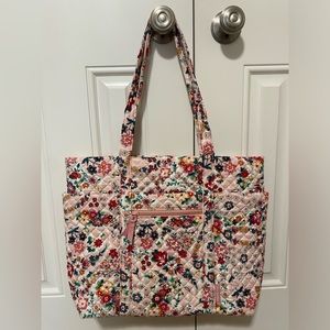 Vera Bradley Free ✈️ Vera Commuter Tote Pink Prairie Paisley - Never Used